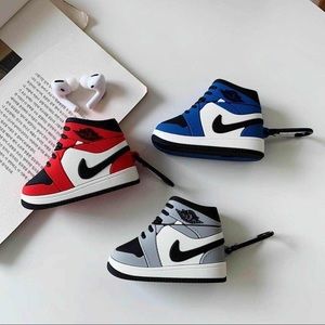 Sneakers AirPods Case